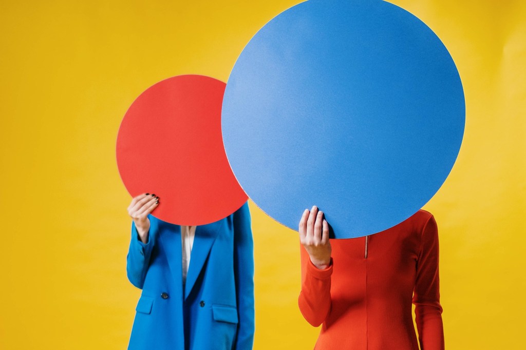 Два образа жизни