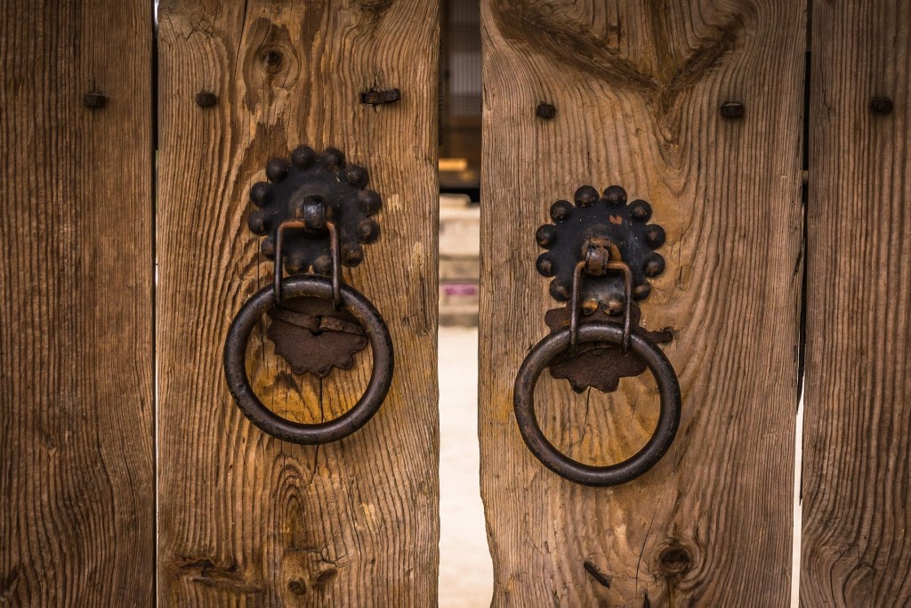 «С радостью открываю…»