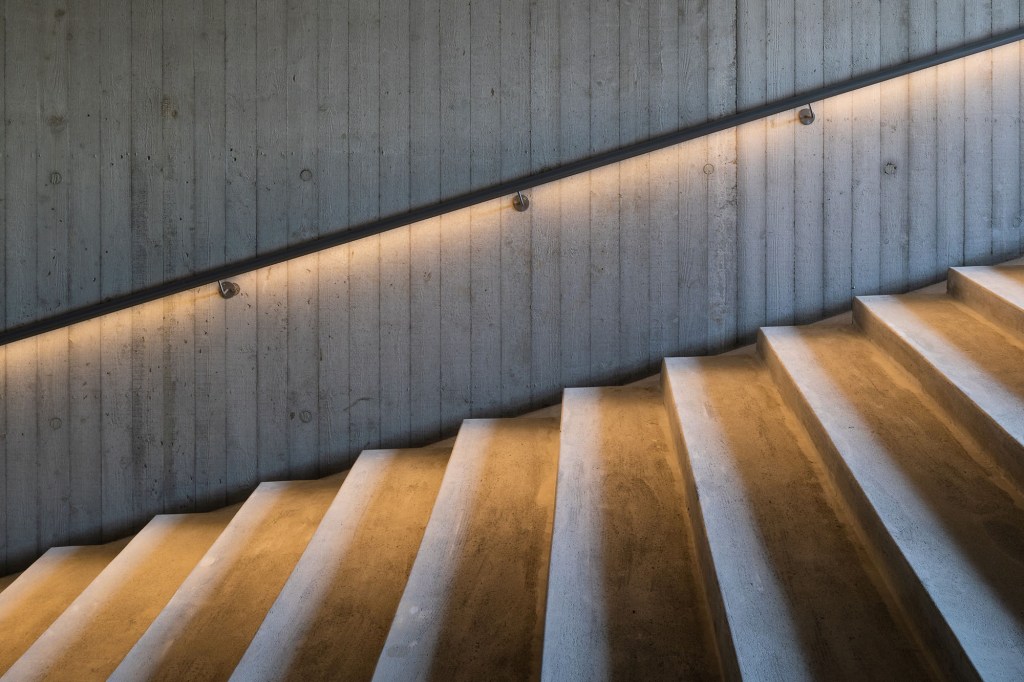 Самоотвержение